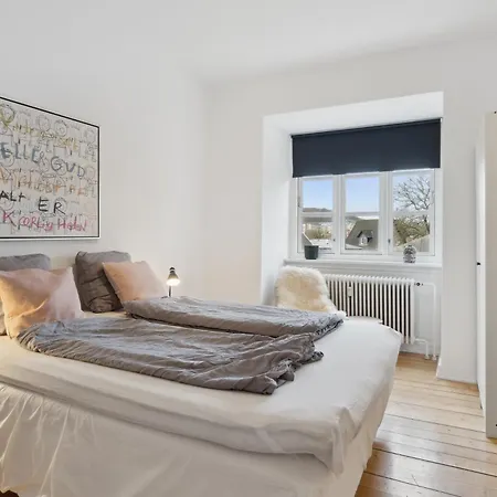 2br Naer Centrum & Togstation * Aalborg