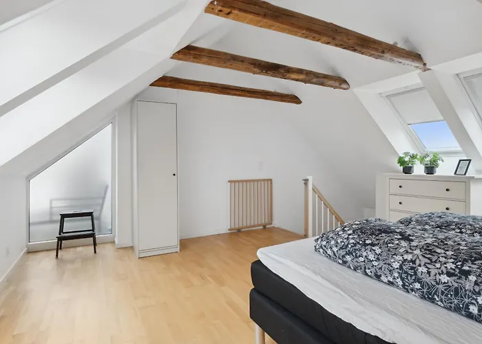 Apartament 2br Naer Centrum & Togstation *