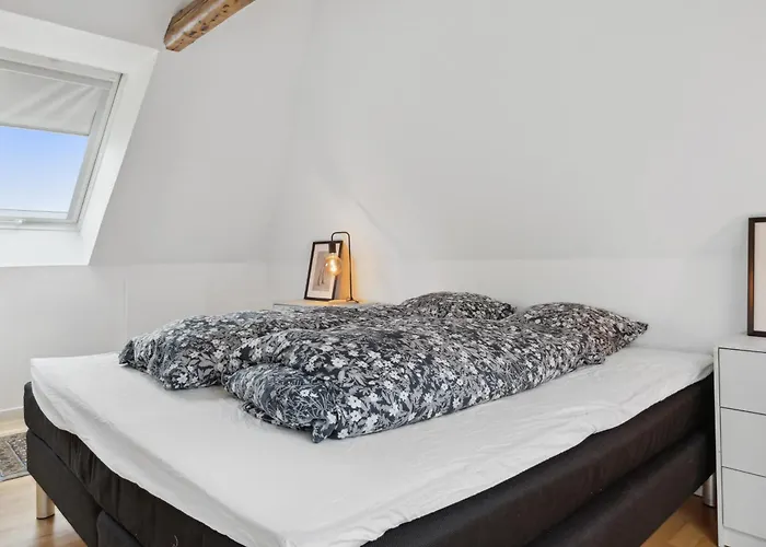 2br Naer Centrum & Togstation *