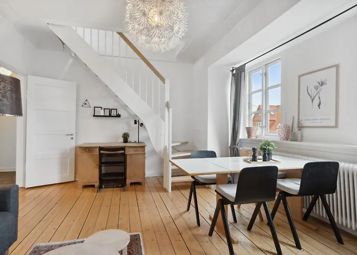2br Naer Centrum & Togstation *