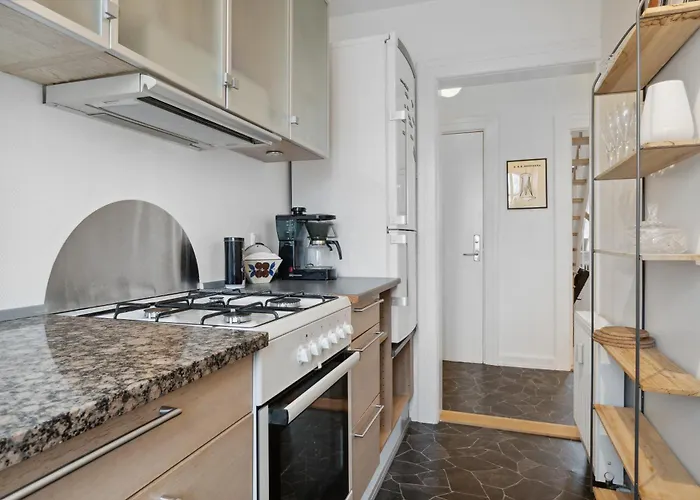 2br Naer Centrum & Togstation Aalborg